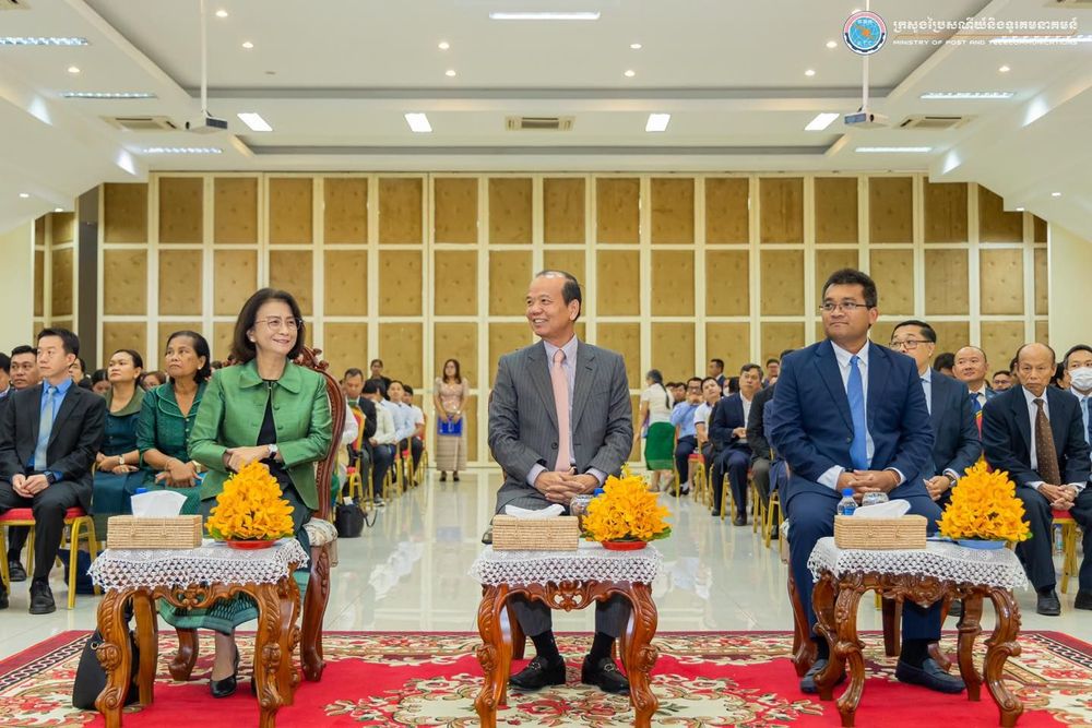សេចក្តីប្រកាសព័ត៌មាន ស្តីពីពិធីចុះហត្ថលេខាលើអនុស្សរណៈនៃការយោគយល់រវាងក្រសួងប្រៃសណីយ៍និងទូរគមនាគមន៍ ក្រសួងកិច្ចការនារី និងក្រសួងសាធារណការនិងដឹកជញ្ជូន