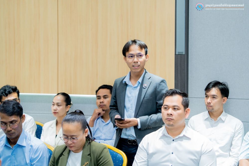 ឯកឧត្តមរដ្ឋមន្ត្រី ជា វ៉ាន់ដេត បានអញ្ជើញជាអធិបតីដឹកនាំកិច្ចប្រជុំស្តីពី ការប្រើប្រាស់ថ្នាល go.gov.kh ដើម្បីគ្រប់គ្រង និងទប់ស្កាត់ព័ត៌មានក្លែងក្លាយដែលមានលើបណ្តាញសង្គម 5
