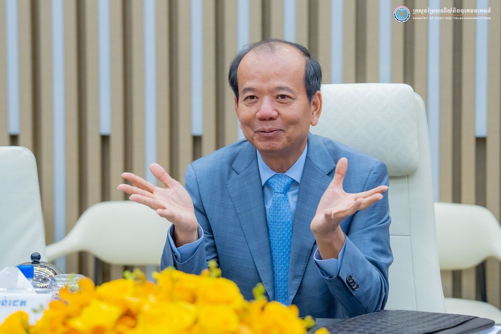ឯកឧត្តមរដ្ឋមន្រ្តី ជា វ៉ាន់ដេត និងឯកឧត្តមរដ្ឋមន្រ្តី ថោ ជេដ្ឋា បានអញ្ជើញចុះហត្ថលេខាលើអនុស្សរណៈនៃការយោគយល់ស្ដីពីកិច្ចសហប្រតិបត្តិការរវាងក្រសួងប្រៃសណីយ៍និងទូរគមនាគមន៍ និងក្រសួងធនធានទឹក និងឧតុនិយម 3