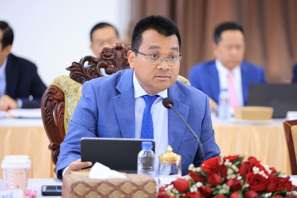ឯកឧត្តម ប៉េង ពោធិ៍នា រដ្ឋមន្ត្រីក្រសួងសាធារណការ និងដឹកជញ្ជូន ដឹកនាំប្រតិភូក្រសួង ទទួលជួបពិភាក្សាការងារជាមួយគណៈកម្មការទី៩ ព្រឹទ្ធសភា 3