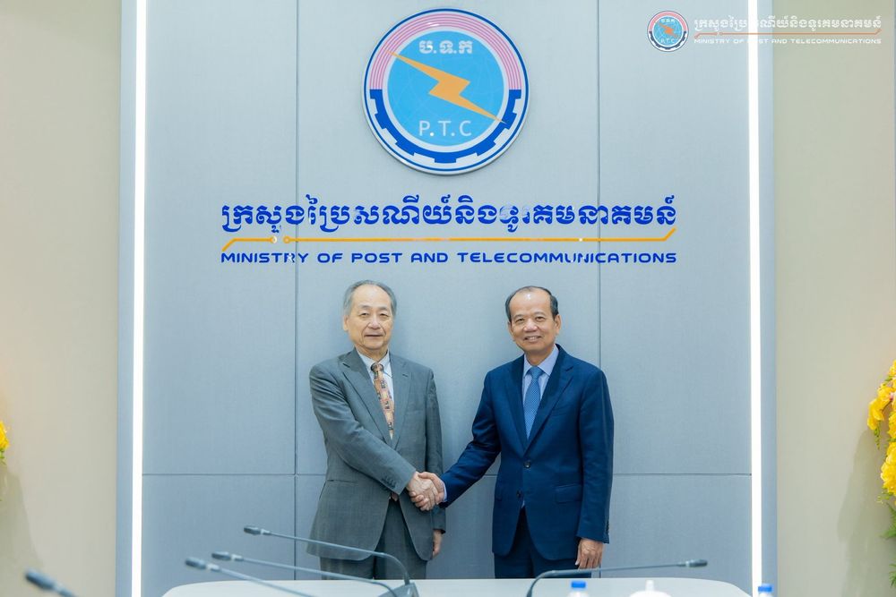 ឯកឧត្តមរដ្ឋមន្ត្រី ជា វ៉ាន់ដេត បានទទួលជួបពិភាក្សាការងារជាមួយឯកឧត្តម Takahashi Fumiaki ប្រធានសមាគមជប៉ុន-កម្ពុជា នៅទីស្តីការក្រសួង