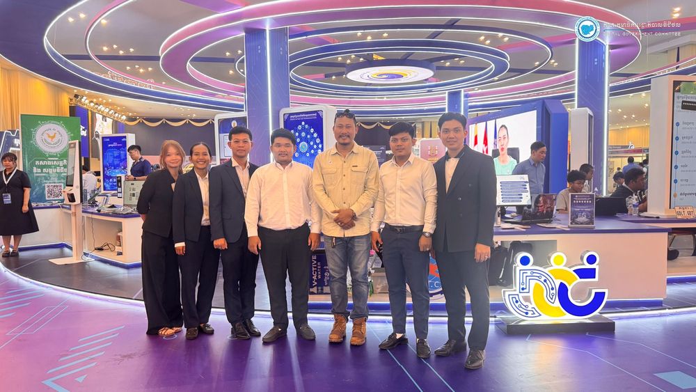 🔷🚀 សកម្មភាពខ្លះៗនៅស្តង់ពិព័រណ៍របស់ក្រសួងប្រៃសណីយ៍និងទូរគមនាគមន៍ អំឡុងពេល «ទិវាជាតិវិទ្យាសាស្ត្រ បច្ចេកវិទ្យា និងនវានុវត្តន៍ លើកទី៤» 4