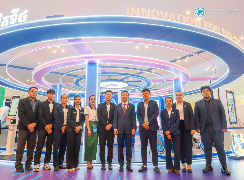 🔷🚀 សកម្មភាពខ្លះៗនៅស្តង់ពិព័រណ៍របស់ក្រសួងប្រៃសណីយ៍និងទូរគមនាគមន៍ អំឡុងពេល «ទិវាជាតិវិទ្យាសាស្ត្រ បច្ចេកវិទ្យា និងនវានុវត្តន៍ លើកទី៤»