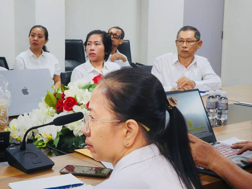 កិច្ចប្រជុំពិនិត្យវឌ្ឍនភាពការកសាងប្រព័ន្ធគ្រប់គ្រងឌីជីថលសិក្សាធិការ និងរដ្ឋបាល សម្រាប់វិទ្យាស្ថានគរុកោសល្យរាជធានីភ្នំពេញ 5