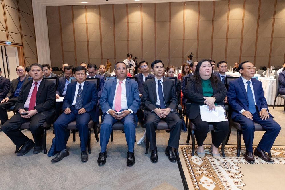 កម្ពុជាបញ្ជាក់ពីគំរូអនុវត្តដ៏ល្អនៃការសិក្សាផ្អែកលើការងារ (WBL) និងជំរុញការចល័តកម្លាំងពលកម្មដោយសេរីនៅក្នុងតំបន់អាស៊ានដោយគ្មានការរើសអើង ក្នុងកិច្ចប្រជុំអាស៊ាន-ស្វីស 5