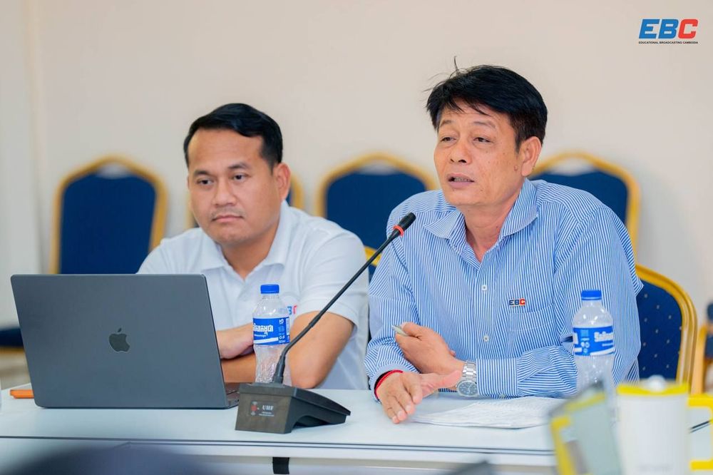 ទស្សនកិច្ចសិក្សា ស្តីពី ប្រព័ន្ធគ្រប់គ្រងការរៀន(Learning Management System) និងថ្នាក់រៀនត្រឡប់ (Flipped Classroom) 