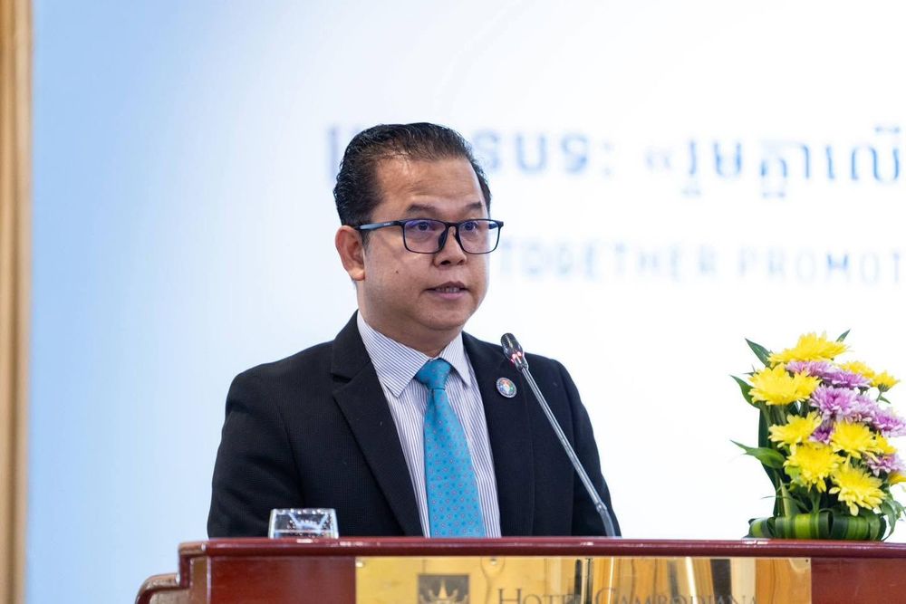 ឯកឧត្តម ហេង សួរ លើកទឹកចិត្តបងប្អូនប្រកបមុខរបរនិងការងារសេដ្ឋកិច្ចក្រៅប្រព័ន្ធងាកមកចាប់ឱកាសការងារឱ្យក្នុងប្រព័ន្ធដើម្បីទទួលបាននូវអត្ថប្រយោជន៍កាន់តែប្រសើរពីរបបសន្តិសុខសង្គម 3