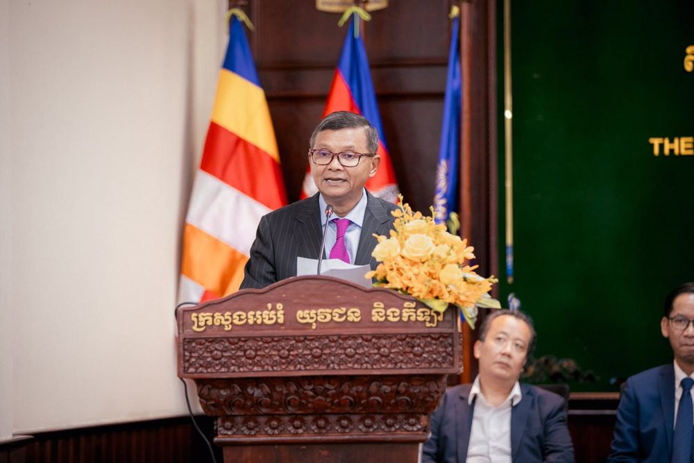 ពិធីសម្ពោធដាក់ឱ្យប្រើប្រាស់ជាផ្លូវការនូវការអនុវត្ត «កម្មវិធីអប់រំការគិតបែបកុំព្យូទ័រ Cool Think@JC» និងពិធីបើកវគ្គបណ្ដុះបណ្ដាលគ្រូបង្គោលនៅតាមសាលារៀនគោលដៅ 1