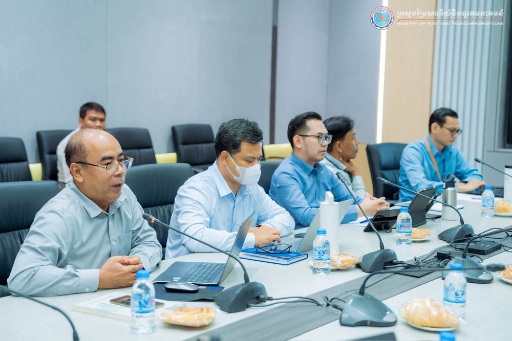ឯកឧត្តមរដ្ឋលេខាធិការ គង់ ផល្លៈ បានអញ្ជេីញដឹកនាំកិច្ចប្រជុំពិភាក្សាលើ “សេចក្តីព្រាងប្រកាសស្ដីពីផែនការជាតិវិសាលគមន៍ហ្រ្វេកង់ស៍វិទ្យុ” 4