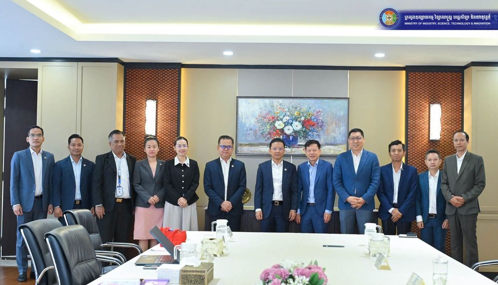 ក្រុមហ៊ុន Bill24 បង្ហាញដំណោះស្រាយបច្ចេកវិទ្យា ដើម្បីគាំទ្រសហគ្រាសធុនមីក្រូ តូច និងមធ្យមកម្ពុជាឱ្យរីកចម្រើន ឈានចូលក្នុងប្រព័ន្ធ និងពង្រីកលទ្ធភាពទទួលបានហិរញ្ញប្បទាន

