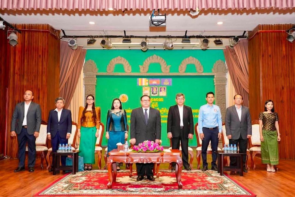 ពិធីបើកសិក្ខាសាលាស្តីពី«ការប្រើប្រាស់កម្មវិធីបញ្ញាសិប្បនិម្មិត(AI)ដើម្បីជំរុញប្រសិទ្ធភាពការងារ»
 2