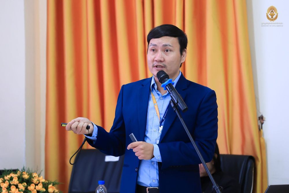 ភាពបុរេសកម្ម និងឆន្ទៈចូលរួមអនុវត្តកម្មវិធីរាជរដ្ឋាភិបាល «ថ្នាលបាយ័ន» របស់ក្រសួង ស្ថាប័ន ជាជំហានដ៏សំខាន់មួយឆ្ពោះទៅរកការកែទម្រង់រដ្ឋបាលសាធារណៈទំនើប
 2