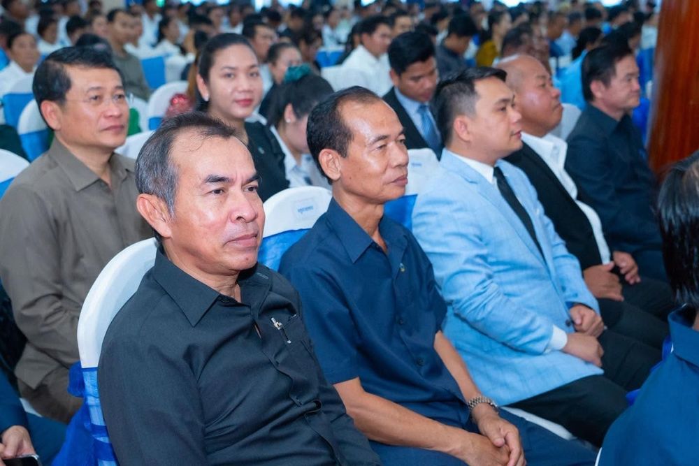 ពិធីជួបជុំអ្នកសេដ្ឋកិច្ចក្រៅប្រព័ន្ធក្នុងវិស័យទេសចរណ៍ លើកទី២ ដែលមានអ្នកចូលរួមរហូតដល់ជាង ៣,៥០០នាក់!
4